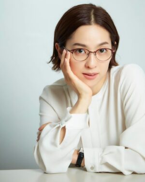 Anne Nakamura Instagram - 『 青島くんはいじわる 』 
今夜23時🕚スタートです💗🐈‍⬛

この夏の土曜日の夜は、
ワクワクする時間をお届けします🎋✨

@oshidora_ex
#青島くんはいじわる