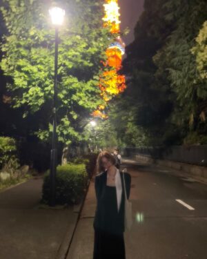 Anne Nakamura Instagram - 🌠🌃🗼🫧