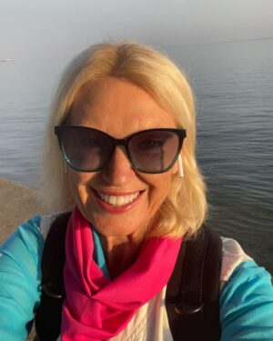 Anneka Rice Instagram - Nice commute to work today. Walk along the beach, hovercraft, train, tube. Trying to fit in a helicopter somewhere along the line then all bases covered. Join me and @janeandfi at 3-5pm @timesradio