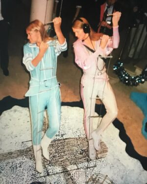 Anneka Rice Instagram - I need your help! What are your memories of the 80s? Doing some shows for Virgin Radio and want your input! I spent all of it dangling from a rope ladder at Madame Tussaud’s. You? Shoulder pads? Wanting to be Madonna? Getting a Walkman? Let me know …
@virginradiouk #80s #madonna #treasurehunt