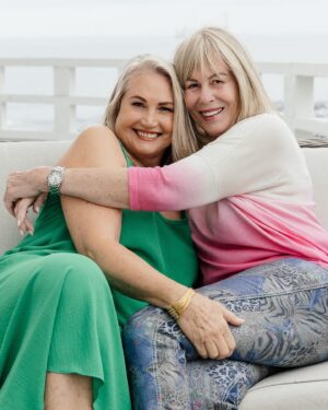 Anneline Kriel Instagram - #missworld1974_annelinekriel #sisterlove❤️