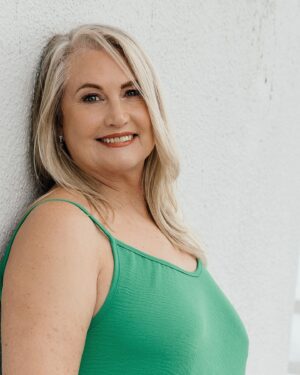 Anneline Kriel Instagram - Finessevoelgoedtydskrif Finesse Voelgoed Tydskrif
Fotograaf: @suletfourie.photography
Grimering: @reneedewitmakeupartist
Hare: Kevin Epstein
Juwele: @prinsandprinsdiamonds