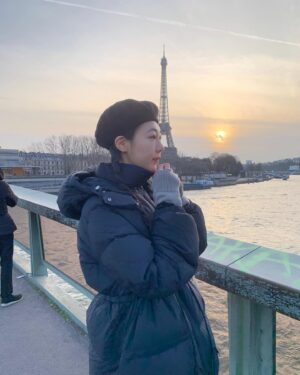 Anni Hung Instagram - :
Paris 1/3 🍷