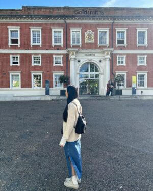 Anni Hung Instagram - ：
Uni days 🦦