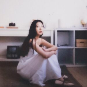 Anni Hung Instagram - :
#我喜歡你（#不插電版 ）
I Like You (Acoustic Version)

✨04.12 正式發行✨

「我只是想對你說我喜歡你，沒什麼特別的原因。」

即使沒有華麗言語的包裝，也想傳遞出去的心情。
我喜歡你Acoustic Version 以最初創作的demo- 單木吉他編曲，以及安妮清透的聲音呈現初衷。用最簡單的心情，最平凡的理由，純粹地表達一顆喜歡的心。

我喜歡你已經參與了許多人的回憶，也陪伴了我各種階段。想在今年用最初的版本：那時候和信翔 @wang_hsin_hsiang 一起討論完成的編曲，再加上奕宏 @darthskywalker777 的吉他，復刻當時的喜歡。
過了這麼多年，味道有些變化，但真心不變🤍

Music Credit
詞曲 Lyrics&Compose：洪安妮 Anni Hung
製作人Producer：洪安妮 Anni Hung
編曲Arrangement：王信翔 DC Wang 
吉他Guitar：吳奕宏 Wu Yi Hung 
錄音 Recording：吳奕宏 Wu Yi Hung
混音Mixing：吳奕宏 Wu Yi Hung
.
.
.
#我喜歡你不插電版
#我喜歡你acousticversion
#Ilikeyou
#Ilikeyouacousticversion
