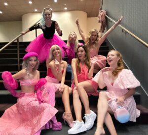 Annika Pampel Instagram - We heard there’s a story about a #bomb we came prepared
