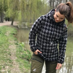 Annika Preil Instagram - Anzeige| Na, genießt ihr auch das tolle Wetter?🌞
Ich verbringe ab sofort wieder jede mögliche Minute draußen 🥰 Perfekt also, dass ich mir bei der Outdoormarke @revolutionrace ein paar Übergangsklamotten aussuchen durfte.
Falls ihr auch noch was braucht, könnt ihr mit „Annika15“ bis zum 27.04. 15% sparen :)
Und jetzt raus mit euch, die Sonne genießen 🥳

#revolutionrace #outdoor #explorenature