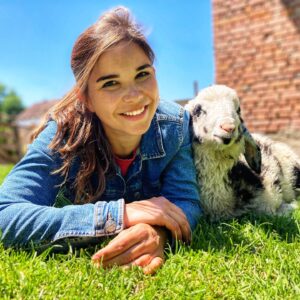 Annika Preil Instagram - 🥰 Da gibts wohl bald neue „Anna“ Folgen😜 
*Anzeige wegen Markierung
 

#annaunddiewildentiere #kidstv #ilovemyjob #kinderkanal