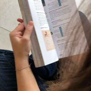 Annika Preil Instagram -    Gewinnspiel ist beendet   

Anzeige/ Jippie Yeah! Mein erstes Buch ist im Handel🥳
Das „Anna und die wilden Tiere“ Mitmachbuch lädt zum basteln, rätseln, malen, backen und quizzen ein und liefert obendrein viele Infos rund um wilde Tiere🐒🐣🐝🐧🐗🐌🐍🐙

Und natürlich gibts für euch eins von fünf Exemplaren zu gewinnen. Dafür müsst ihr einfach nur kommentieren für wen das Buch sein soll.
Macht sich natürlich auch super unter dem Weihnachtsbaum😜🎄 Oder Last Minute als Nikolausgeschenk 🎅

Ich wünsche euch allen eine schöne Adventszeit😊

#gewinnspiel #mitmachbuch #toppverlag #kreativbuch #annaunddiewildentiere