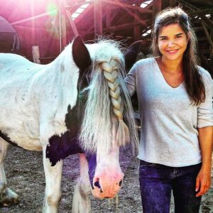 Annika Preil Instagram - Frisurentechnisch kann ich mir da wohl noch was abschauen😜
#tinker #horsesofinstagram #goodhairday #annaunddiehaustiere #werbung