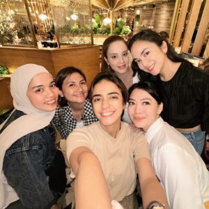 Annisa Pagih Instagram - Sayang banget ❤️