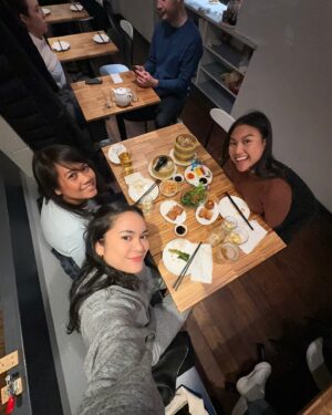 Annisa Pagih Instagram - Gonna miss you all! ✨ thank you for the amazing year! Now, let’s get ready for summer 🍉 #jerichotennisclub