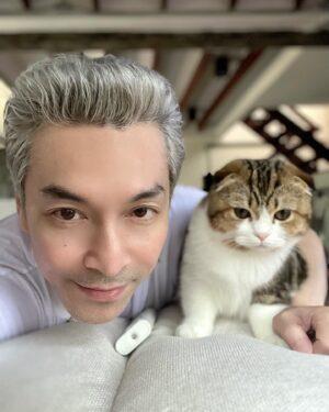 Anon Saisangcharn Instagram - เจ้าแมวน้อยของปะป๊าหายไปไหนหมดดด…ตูดมันจะใหญ่กว่าห้องน้ำแล้วลูกเอ้ยยย