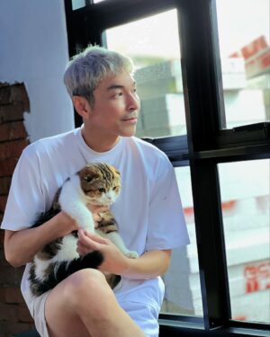 Anon Saisangcharn Instagram - 06/06/2024 อายุเท่าไหร่ ไม่ต้องพูด…ขอให้เพื่อนๆและครอบครัว มีแต่ความสุขกายสุขใจ แข็งแรงและมีแต่เรื่องราวดีๆสิ่งดีๆคนดีๆแวะเวียนเข้ามาตลอดทั้งปีทุกปีนะค้าบ❤️