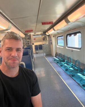 Ant Anstead Instagram - Now THAT was a chaotic 48 hours of planes, trains and automobiles!! 03:30am Saturday to get Miami for the F1 race and back home and in bed by 03:00am Monday! And…. Can’t remember the last time I went to a nightclub…. 

Epic race! Great work Lando! And points on the board for @alpinef1team 

What. A. Weekend!! 

X