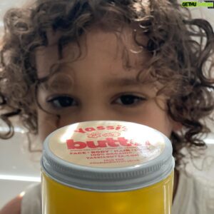 Anthony Alabi Instagram - Nature gave them that beautiful skin and hair, @yassisbutta did the rest! We discovered this little jar of gold recently, and haven't looked back. We use it as a family, for everything from head to toe. 

My son, specifically, started to have some skin irritations from lotions on the market. Yassi's Butta is the only thing that has kept him so moisturized and soft without any irritations. The only issue I have now is trying to get @yassisbutta to make me a bucket size version of this. 💛☀️