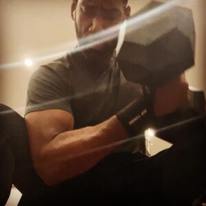Anthony Alabi Instagram - Good morning! FYI the look on my face in the last pic is because I forgot to put on deodorant this morning. Face in the first pic is because I remembered. #halfasleep