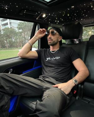 Anthony Alcaraz Instagram - Azeulai dans le vaisseau yessir