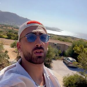 Anthony Alcaraz Instagram - L’île de Beauté 💕