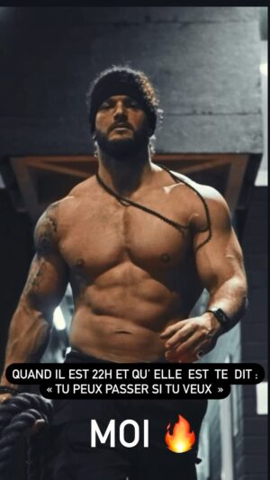 Anthony Amar Instagram - Elle est célibataire, il est 22h passé... le message est clair 🔥 GOOOO
____
#viral #beard #sexy #video #tiktok #style @audric.odrian.filmmaker
____
#AARMY