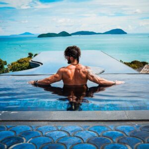 Anthony Amar Instagram - Impossible de ce lasser de cette vue sur l’immensité de la création 🤲🏻🥰 La Thaïlande est un pays incroyable 🇹🇭 
.
#thailand #aarmy #travel #travelblogger #blogger #love #world #instagood #instablogger #phuket #krabi #sripanwa #sripanwaphuket @sripanwa