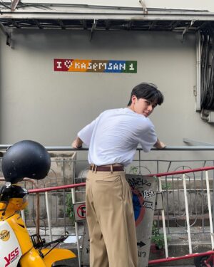 Anthony Buisseret Instagram - เดินๆๆๆ
