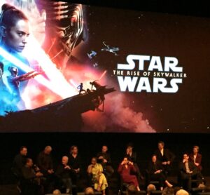 Anthony Daniels Instagram - Listening to Billy Dee at the BAFTA screening. 
Our final #theriseofskywalker group event.
Then it was Christmas hugs all round and hoping to see everyone again at Celebration 2020!
@bafta #billydeewilliams @starwarscelebration #starwarscelebration2020 #c3po #iamc3po