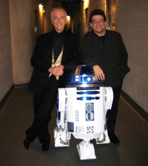 Anthony Daniels Instagram - @leetowersey reminds me that it was 11 years ago at London’s O2 arena that I began the best job of my life! 
Thanks to beloved producer, Gregg Perloff, the RPO, joyful conductor Dirk Brossé, the choir and an ace crew, plus an extraordinary audience of loving fans, Star Wars in Concert came into the world and made it a better place. I wonder if you were there too.
#starwarsinconcert #ukr2d2buildersclub #rebellegionuk #starwars #r2d2 #c3po #iamc3po #dirkbrosse @londonphilharmonicorchestra