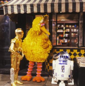Anthony Daniels Instagram - Here’s the brilliant Caroll Spinney giving it the bird. 
Read about the experience, including the story of Artoo’s very shy girlfriend, in Chapter 30 of my book.
#iamc3po #iamc3potheinsidestory @dkbooks @sesamestreet #sesamestreet #carollspinney #bigbird @starwars #r2d2 #c3po