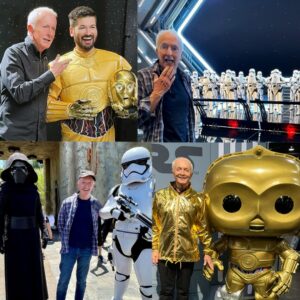Anthony Daniels Instagram - Smiles from Celebration and Galaxy’s Edge.
@starwarscelebration #galaxysedge @disneygalaxysedge #funkopopstarwars @acarboni #c3po #iamc3po #starwars