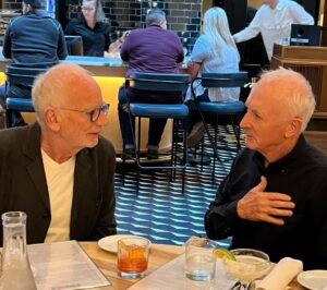 Anthony Daniels Instagram - Reminiscing about the good times… 
Nashville, where droids ARE allowed in and can even share a cocktail with a friendly emperor.
#maythe4thbewithyou
@icccnashville #IanMcDiarmid #C3P0 #EmperorPalpatine #iamc3po #starwars