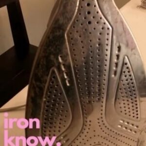 Anthony Elle Instagram - This #hoodhack will work on your flatirons as well. I learned about this in the but I have taken this hack with me through out my career and I know it will work for you.

#anthonyelle #hoodhacks #relaxer #DIY #sustainability #lifehack #press