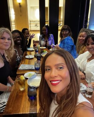 Anthony Elle Instagram - #Throwbackthursday to this past weekend where I hung out with my boo @lesleyannbrandt and @beyonce at the #renaissanceworldtour in vegas.

I made some new friends and new memories. 
Definitely want to go again!!!!!!!!

#ᴛʙᴛ #renaissance #beyoncé
