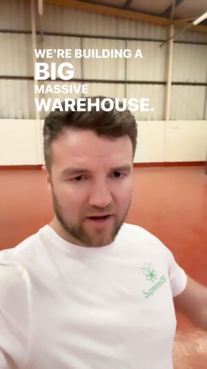 Anthony Fowler Instagram - WOW 🤩 so PROUD 😢 TODAY I moved @supremecbd to our 6000 square foot warehouse 🙏🏻 absolutely AMAZING 🥲 It takes a lot for me to get emotional but today it sunk it HOW FAR WEVE COME 🙏🏻 BIG THANK YOU 🙏🏻 to everyone who buys @supremecbd and made this possible for me,  without you all this wouldn’t be possible ❤️ #supremecbd #mybrand
