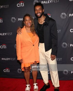 Anthony Hill Instagram - My mom and dad came to Paleyfest and met my Grey's family. And it was EVERYTHING.

Thank you to @paleycenter and @abcnetwork for an unforgettable day. Really is a blessing to be a part of this show and this cast. It's all love.

#Paleyfest #GreysAnatomy
