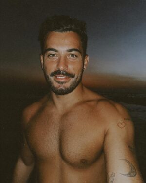 Anthony Matéo Instagram - Sunset dump 🌞 1, 2, 3 ou 4 ?