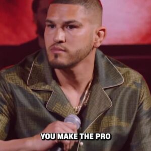 Anthony Pettis Instagram - The 209 🆚 The 414 🤝

Stockton’s very own, @chrisavila209, will go face-to-face with Milwaukee’s @showtimepettis on July 6th 🥊

#DiazMasvidal #ChrisAvila #AnthonyPettis #NateDiaz #JorgeMasvidal #Fight #Boxing