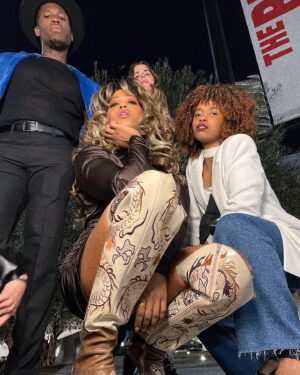 Antoinette Crowe-Legacy Instagram - OPENING NIGHT✨Slave Play at @ctgla 
with a few of the crew and my favorite shoes 🎈♥️