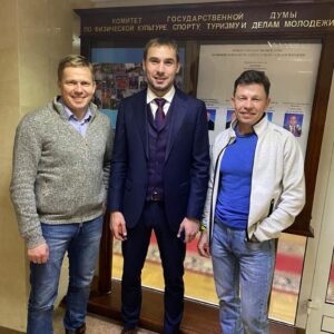 Anton Shipulin Instagram - Обсудили с двумя легендами ситуацию в биатлоне 😎