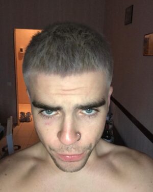 Anton Wellboy Instagram - Ой баюс, баюс.🧟‍♂️