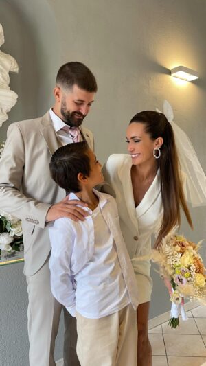 Antonin Portal Instagram - 💍 À la vie, à l’amor #love