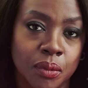 Antonio Calloni Instagram - VOCÊ VALE A PENA!
🟪🟪🟩🟡🟡🟧🟧🟪
Arraste a foto da direita para a esquerda e ligue o som.
@violadavis