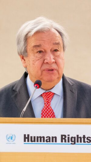 António Guterres Instagram - Around the world, violence is increasing.

We must not become numb to appalling & repeated violations of international humanitarian & human rights law.

Violations by one party do not absolve the other from compliance.

All allegations demand urgent investigation & accountability.