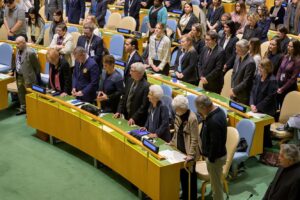 António Guterres Instagram - Today we gathered at our @unitednations Headquarters in New York to honour the memory of the victims of the Holocaust.

I was moved & humbled by the presence of survivors & their families.

To all who confront prejudice and persecution, I say clearly: you are not alone.

The United Nations stands with you.

And to all those – past and present – who have had the courage to share their stories of the Holocaust, so the world can know the truth, I say: thank you.

📷: UN Photo/Manuel Elías, Eskinder Debebe