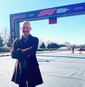 Antonio Lobato Instagram - Era un secreto a voces y ya es una realidad. La Fórmula 1 y Madrid firman un acuerdo para que se corra el GP de España desde 2026 hasta 2035. Mucha ilusión y muchas cosas por hacer, pero lo más difícil, ganar la carrera a otros candidatos ya se ha logrado. Ahora mucho trabajo por delante y algunas dudas: ¿Habrá dos gps en España? ¿Habrá uno, dos, tres… pilotos españoles en esa parrilla? 🤔 #f1 #madridf1