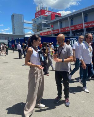Antonio Lobato Instagram - Ha sido un fin de semana muy intenso. Mi Gran Premio de España 18 y como los 17 anteriores lleno de momentos inolvidables y gente genial. Gracias a todos los locos maravillosos que no se les ve por la tele, pero que hacen posible que salgamos al aire. Los del circuito y los que se lo curran también en Madrid. Un privilegio seguir aprendiendo con cada uno de vosotros.