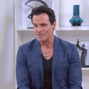 Antonio Sabàto, Jr. Instagram - Want to hear all my fitness secrets? 💪Tune in to @bloom_tv with @gayleguyardotv tomorrow Wednesday 🕛2pm on @wfla  WFLA News Channel 8 (NBC)
@ytanetwork @dbtvnetwork  @canyonstartv 

BLOOM TV
☎️813.314.5336
💻BloomTampaBay.com
📍200 S. Parker Street Tampa, FL
***
#Health #wellness #Bloom #healthylifestyle