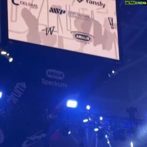 Antonio Tarver Instagram - Live #TarversTake 🎥🎧🎤 #PaulPerry #Tampa @amaliearena
