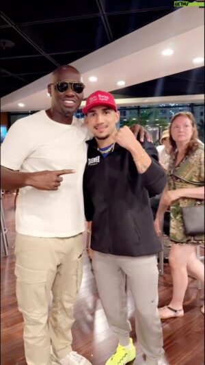 Antonio Tarver Instagram - @teofimolopez Lean & Mean 24 hrs away from Fight Night Miami #LopezJrClaggett @espn

“Make Boxing Great Again”! 🥊