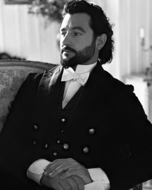 Antonio Velázquez Instagram - Esperando novedades. 
#mauro #lapromesa 
@rtve @bambuprodu
📸 @amanda_marugan